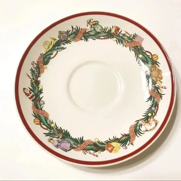 Spode Christmas Memories 5.5” Collectible Saucer - Picture 1 of 7